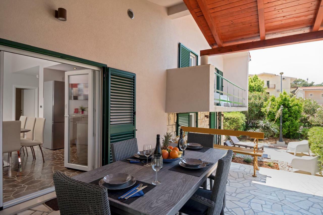 Villa Bandic Baška Voda Kültér fotó