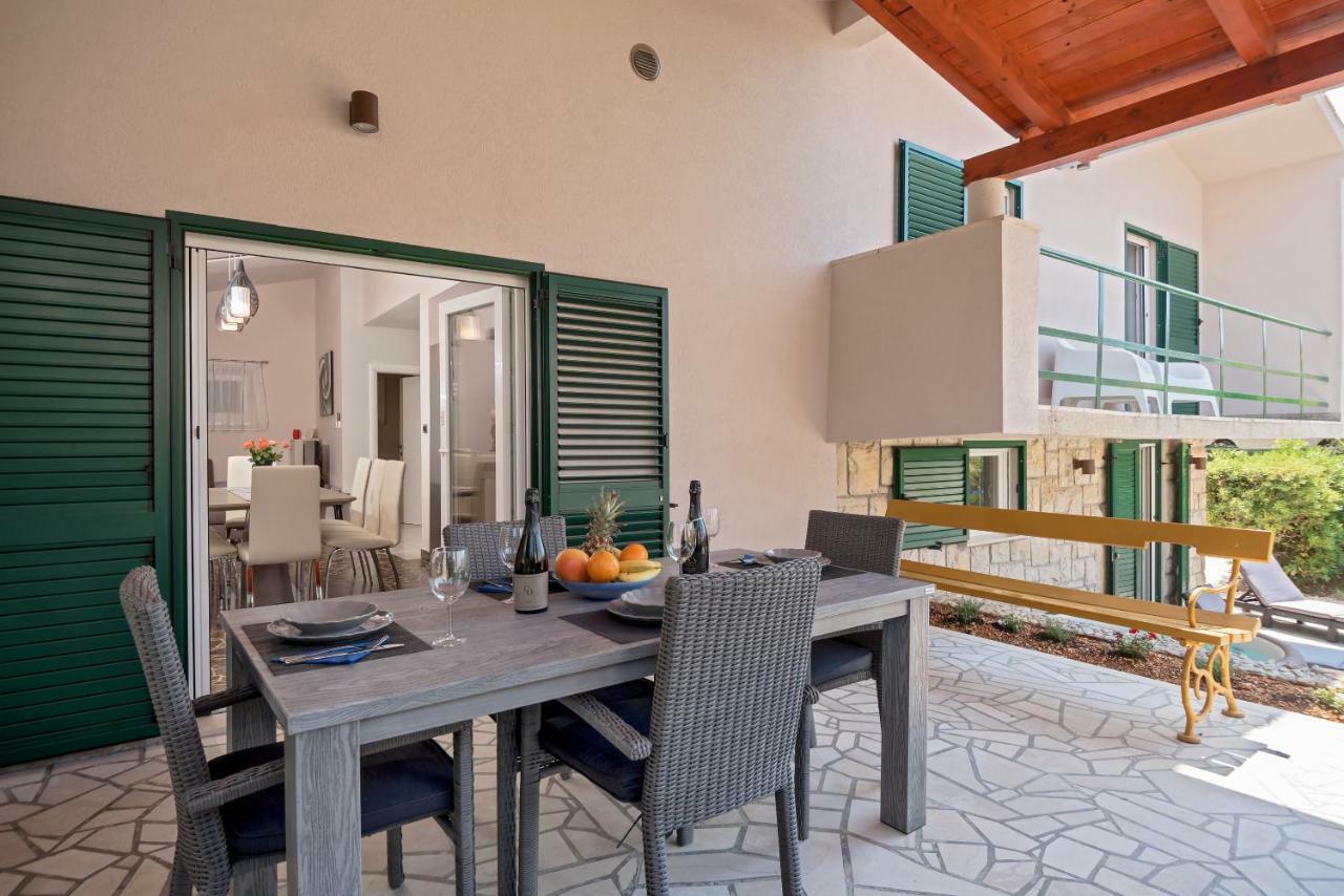 Villa Bandic Baška Voda Kültér fotó